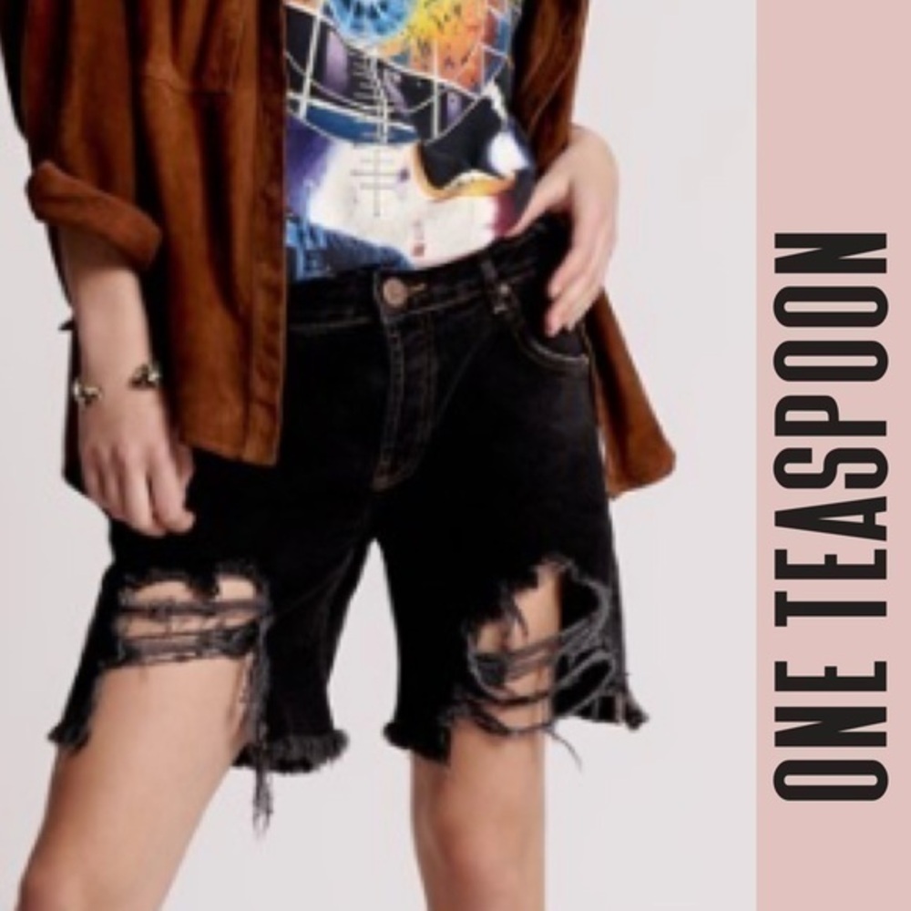 NWT ONE Teaspoon WORN BLACK STEVIES LONG LENGTH BOYFRIEND SHORT 26